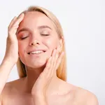 A szépségipar rejtett titka: a krémek valóban nem jutnak el a ráncokig?