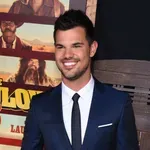 Apa lett Taylor Lautner, az Alkonyat sztárja zseniális nevet választott kislányának