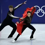 Ezek voltak a téli olimpia legszebb műkorcsolya-versenyruhái: többet is az egyik versenyző tervezte