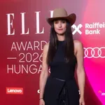 Trokán Nóra western eleganciában érkezett az ELLE Awards vörös szőnyegére