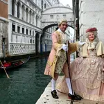 A Bridgerton sikere ihlette az idei Velencei Karnevált, ami varázslatosabb lesz, mint valaha