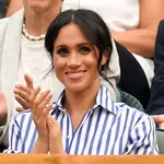 Najljubši pomladni kos Meghan Markle: v svoji omari ga ima že več let