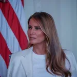 Vsi so gledali samo njo: Melania Trump v opravi, ki je osupnila svetovno javnost
