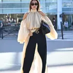 H&M top navdušil vse: deluje kot dizajnerski kos, a stane neprimerljivo manj