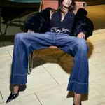 Te kavbojke iz Manga so popolne za novoletno zabavo: nosite pa jih lahko še celo leto!