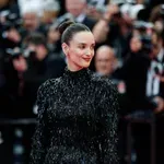 Oda materam: Charlotte Le Bon v novi kampanji Jacquemus