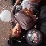 Ti bleščeči čevlji iz H&M so top obutev za prihajajoče praznike!