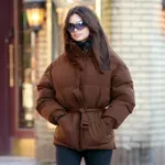 Jakna, ki je postala najbolj zaželen kos te zime