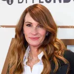 Kaj se skriva za zdravimi in sijočimi lasmi Julie Roberts? Frizerka razkrila 3 ključne korake