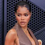 Ni je bilo mogoče spregledati: osupljiva obleka, ki je povsem razgalila njeno izklesano telo