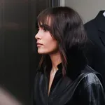 Najbolje oblečene ženske v Milanu nosijo ta model jakne