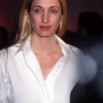 Kako je poročna obleka Carolyn Bessette spremenila poročne obleke za vedno