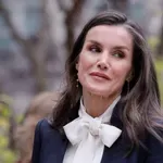 Vsaka ženska s stilom bi morala poznati to kombinacijo, ki ustvari popolno postavo: to je pomladni hit