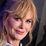 Tako se nosi prosojna obleka s stilom: Nicole Kidman zablestela, kot še nikoli