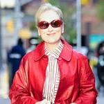 Zakaj vsi govorijo o Meryl Streep? 76-letnica navdušuje z drznimi stajlingi, eden še posebej izstopa