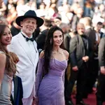 Rdeča preproga v Cannesu že navdušuje: kaj prinaša eden najbolj glamuroznih filmskih dogodkov leta?