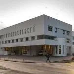 Tuzlak pritvoren zbog posjedovanja i omogućavanja uživanja droge
