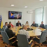 Delegacija Ambasade SAD i AmCham BiH posjetila Kantonalnu privrednu komoru Tuzla radi jačanja saradnje