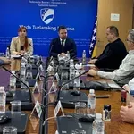 TK ulaže više od 700.000 KM u sportsku infrastrukturu: Potpisano 12 ugovora za projekte širom kantona