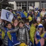 Tuzlanski osnovci proslavili Dan državnosti uz pjesmu, ples i zajedništvo (VIDEO)