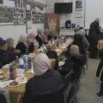 Zajedništvo na djelu: Upriličen iftar u tuzlanskoj MZ Dragunja (VIDEO)