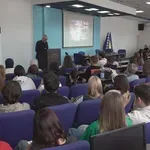 Srednjoškolci u Tuzli obilježili Međunarodni dan engleskog jezika (VIDEO)