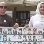 Tuzla obilježila 11. juli: Sirene, minuta šutnje i mirni protest „Žena Srebrenice“