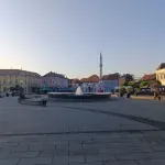 Služba za inspekcijske poslove Grada Tuzla upozorava: Politički skupovi nisu dozvoljeni na Trgu slobode