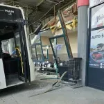 Autobus uletio u stanicu u Živinicama: Povrijeđena tri pješaka
