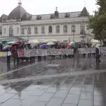 Još jedan mirni protest majki i žena Srebrenice (VIDEO)