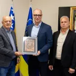 Gradonačelniku Lugaviću uručeno priznanje Udruženja policije „4. april“
