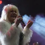 Hanka Paldum pjesmom uljepšala obilježavanje Dana oslobođenja Tuzle (VIDEO)