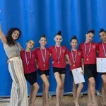 Χάλκινο μετάλλιο στα 5 στεφάνια οι αθλήτριες του ΣΕΡΓ Δράμας Ρυθμική Γυμναστική στο Περιφερειακό πρωτάθλημα κορασίδων