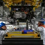 Rekordni pad investicija i maloprodaje — najveća ekonomija svijeta ulazi u opasnu zonu