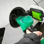 Benzin od utorka jeftiniji za šest centi, a dizel za četiri centa