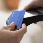 Ministarstvo financija: Kupnja na rate kreditnim i debitnim karticama za potrošače ostaje kao i do sada