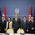 Potpisani ugovori o financiranju i kupoprodaji šest elektrobaterijskih vlakova
