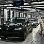 EU pritišće Britaniju zbog kineskih automobila – London pred neugodnim izborom