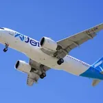 Mogu li putnici očekivati skuplje karte: Profit aviokompanija pao, rast troškova mlaznog goriva 100 milijardi dolara