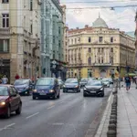 Analiza tržišta automobila: Evropa vjeruje hibridima, Amerika traži jeftinije modele, u BiH najveća prodaja novih vozila u posljednje tri godine