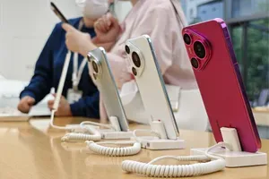 Huawei na trg poslal novo serijo telefonov in predstavil veliko novost