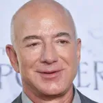 Bezos: Građani sa najnižim zaradama ne bi trebalo da plaćaju porez na dohodak