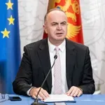 Vlada ponovo ograničava cijene prehrambenih proizvoda, biće i pelet jeftiniji