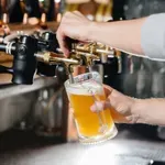 Zašto najveća svjetska pivara ulaže milione u pogone koji pivo pretvaraju u bezalkoholni hit