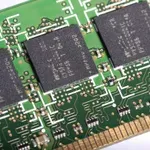 Investitori upozoravaju na oscijalicije akcija memorijskih čipova usred AI buma