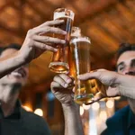 Zašto milenijalci i dalje piju više od drugih generacija