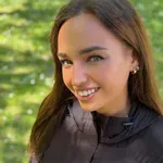 Kaja Casar objavila nove fotografije s svojim izbrancem, nekaj bode v oči: vsi govorijo le o tej podrobnosti
