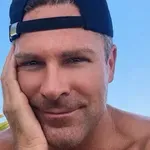 Sebastian objavil fotografijo iz mladosti in presenetil z iskrenim priznanjem: "Ko bi tale mladenič vedel, kako ..."