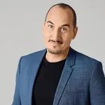 Lani sta se skrivaj poročila: tako lepo ženo ima Vid Valič (nova fotografija)