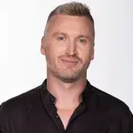Denis Avdić moral k zdravniku zaradi hudih bolečin! Zdaj se je končno oglasil in razkril čisto vse, kaj se je zares zgodilo